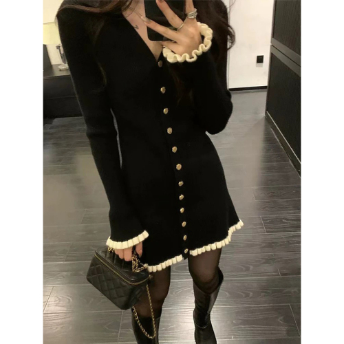 Hot girl temperament black long-sleeved knitted hip-hugging short skirt autumn and winter dress for women