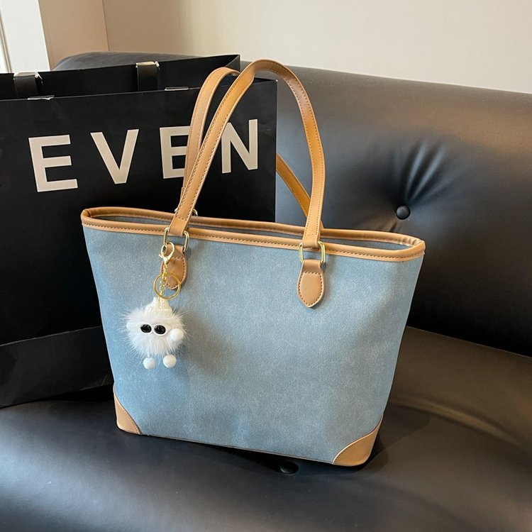 Korean style fashionable large-capacity casual bag for women 2024 spring and summer cute and versatile tote bag for work and commuting shoulder bag
