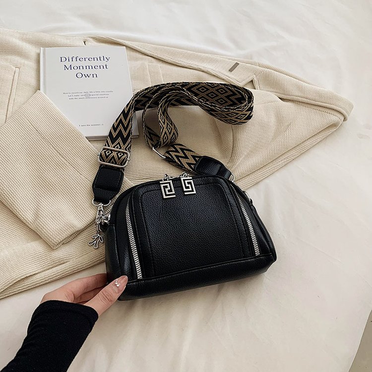 Versatile fashion casual small bag women's new niche simple shell bag wide shoulder strap commuter crossbody bag