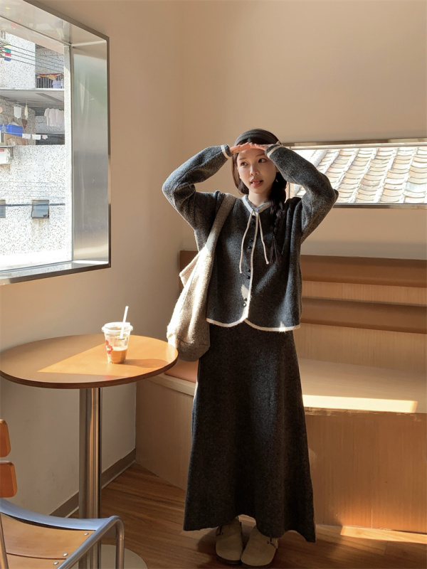 Knitted lace-up cardigan top + high-waisted skirt suit