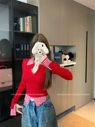 Autumn and winter plaid splicing fake two-piece V-neck sweater for women