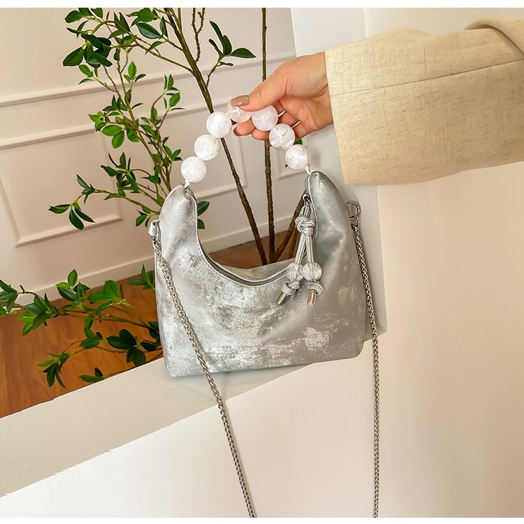 New Chinese style bag for women 2024 summer new style hand-carrying pearl embroidered dumpling bag fashion trend versatile shoulder bag