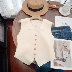 Actual shot of commuting sleeveless vest, vest and sweater for women, new design, versatile short top for outer wear