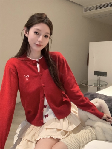 Embroidered bow fake two-piece design cardigan sweater for women in autumn and winter with white top