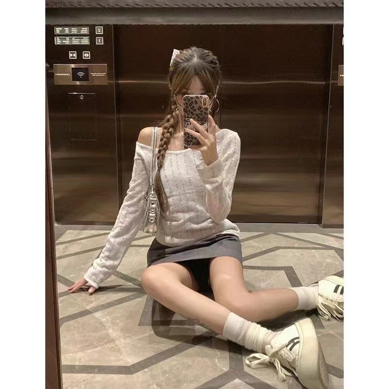 Fake two-piece hollow sweater autumn Korean style lazy style one-shoulder slit long-sleeved knitted bottoming shirt top
