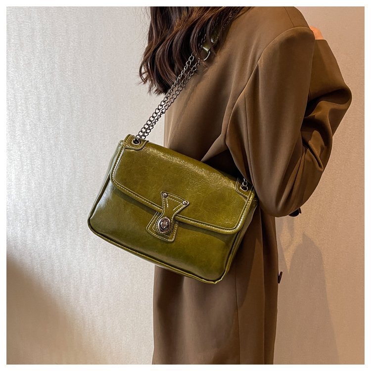 Retro niche bag 2024 new women's bag autumn and winter versatile chain crossbody bag single shoulder small square bag