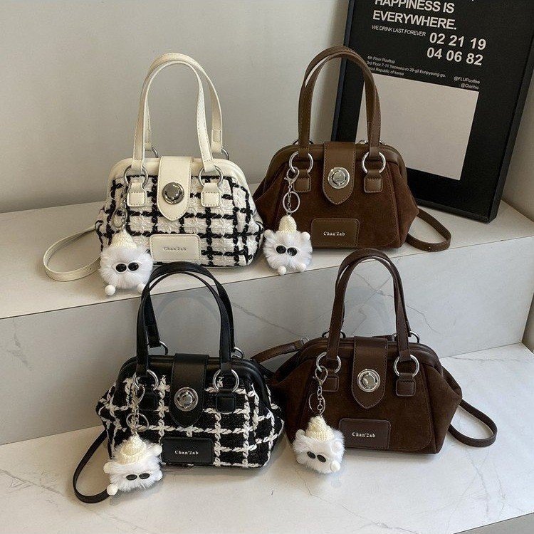 Korean small fragrance handbag niche bag 2024 new simple casual shell bag fashion crossbody bag