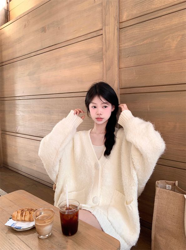 Off-white pure lusty and lazy knitted sweater cardigan