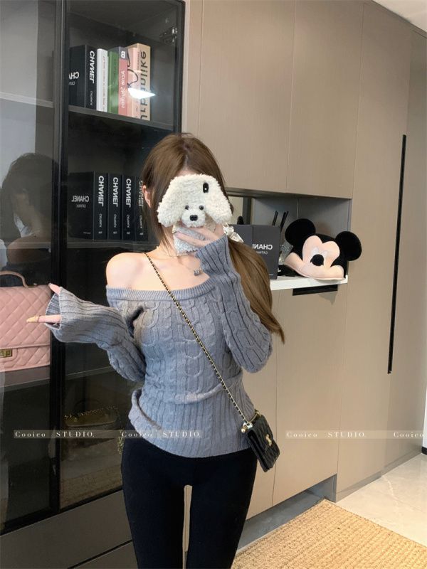Twist sweater, lavish style retro knitted sweater, one-line collar, off-shoulder long-sleeved bottoming shirt top