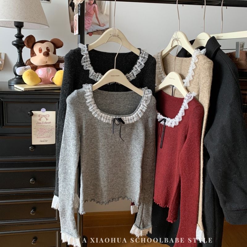 Pure lust-style lace splicing long-sleeved bottoming shirt for autumn and winter with a slim stretch knitted sweater top