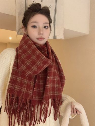 Atmospheric plaid scarf for women, winter, versatile, student girl, thickened scarf, scarf, autumn and winter trend