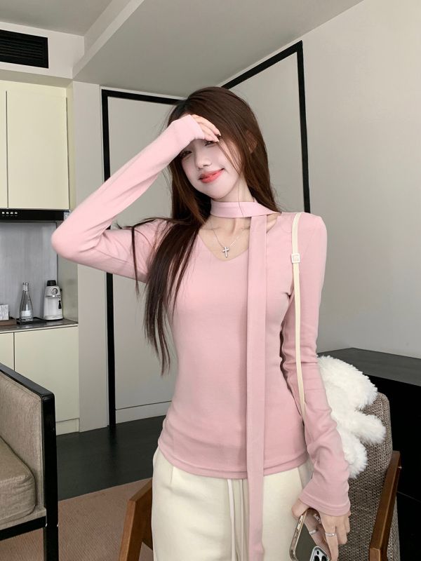 Temperament V-neck off-white long-sleeved T-shirt women's autumn design ribbon slim-fitting bottoming shirt