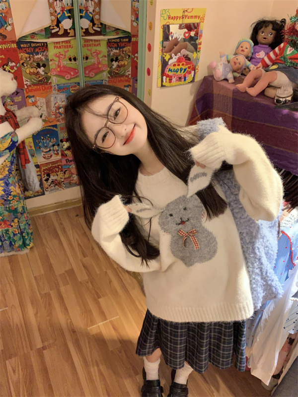 New Korean style sweet age-reducing heavy industry three-dimensional rabbit bow loose thickened sweater
