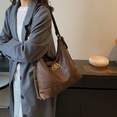 Maillard Middle Ages Tote Bag Women's Bag 2024 New Trendy Retro College Backpack Niche Chain Backpack