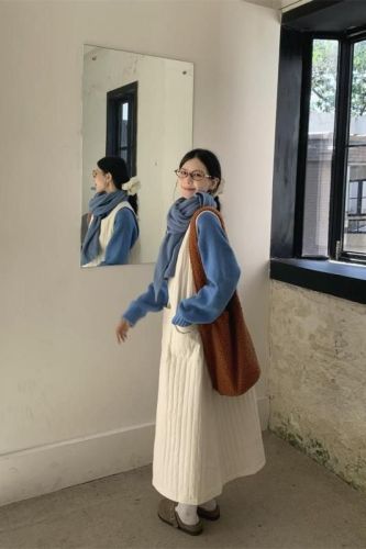 Autumn and winter quilted round-neck vest dress thickened and warm layered vest dress + stand-collar blue sweater suit