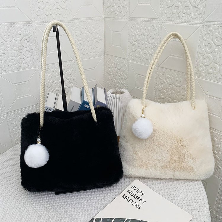 Cross-border autumn and winter new style furry bucket bag for women Korean style high-end texture niche design commuter handbag