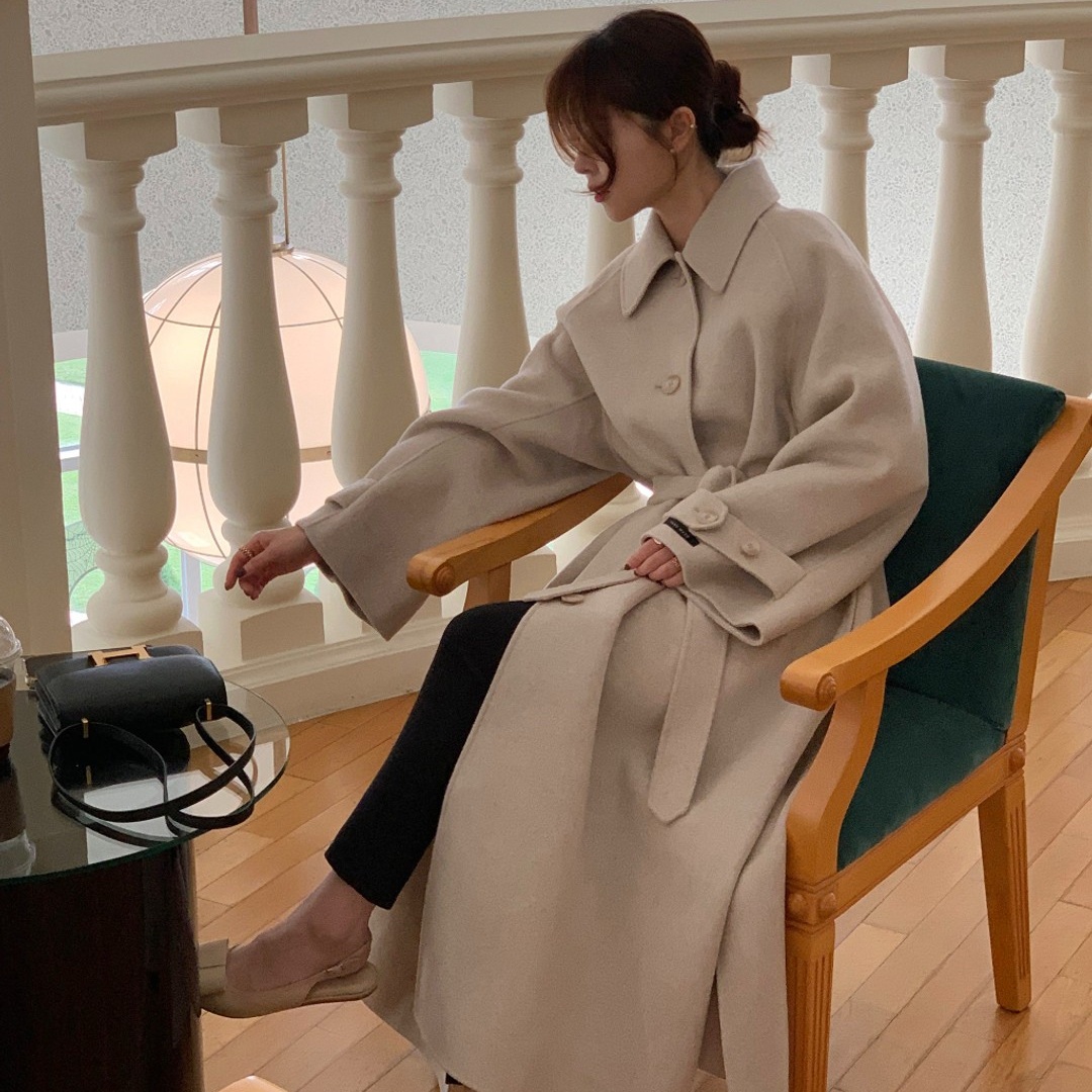 Korean Dongdaemun retro temperament lapel single-breasted side slit lace-up woolen coat coat for women