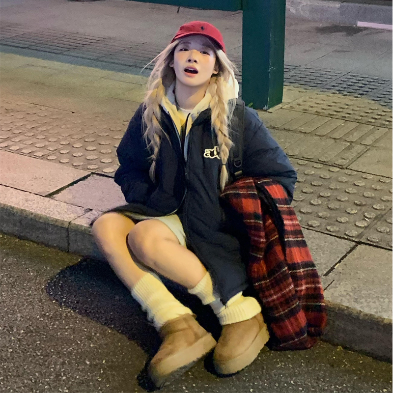 2024 fake two-piece cotton jacket for women winter new style student small short cotton jacket American baseball uniform cotton jacket