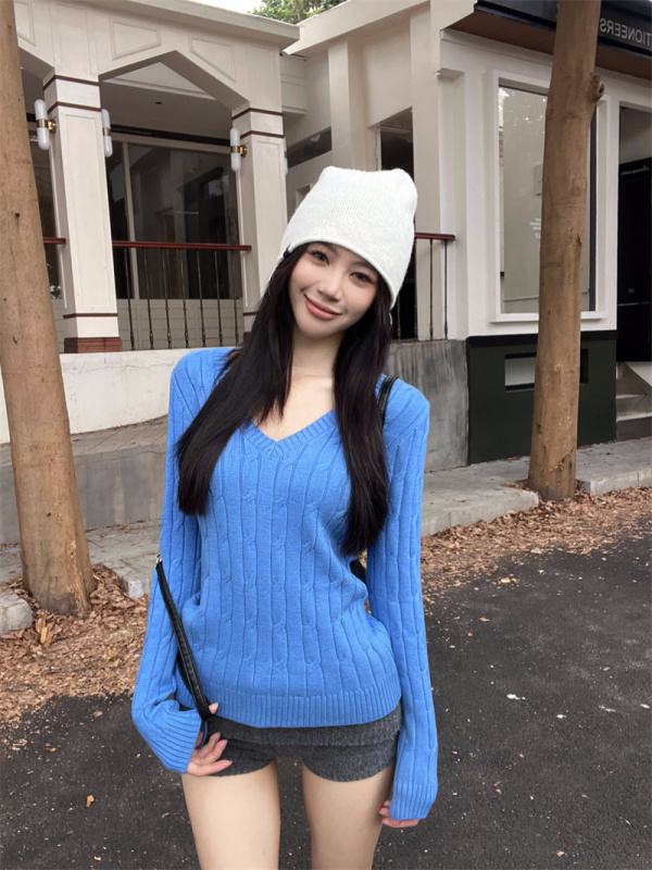 Blue V-neck twist sweater autumn and winter long-sleeved sweater top