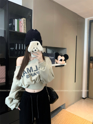 Hot girl's slope-neck letter-printed long-sleeved sweatshirt, off-shoulder short style, loose and chic top, fashionable