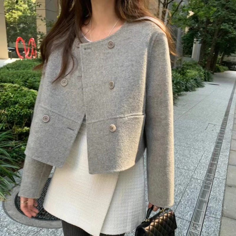 Korean Dongdaemun retro temperament simple round neck double breasted woolen short coat for women
