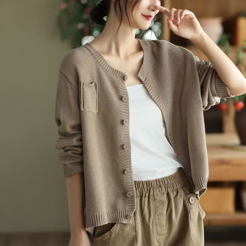 Spring loose solid color round neck slim and versatile commuter Korean style knitted sweater single-breasted cardigan jacket for women