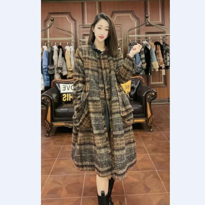 Retro style woolen shirt coat for women 2024 autumn and winter new loose casual thickened plaid long woolen coat