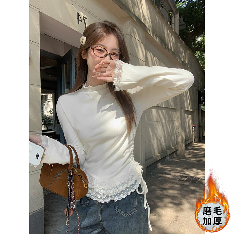 Real shot of sweet style lace fungus lace brushed bottoming shirt for women in autumn and winter warm shoulder and waist top