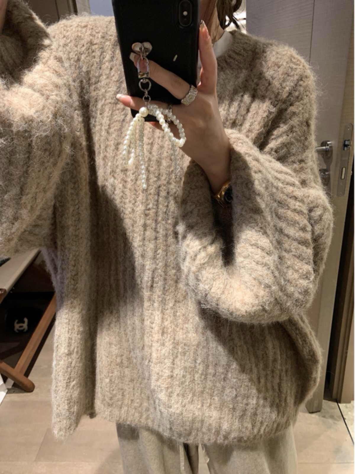 Thickened lantern sleeve pit strip sweater for women 2024 winter new style loose lazy soft waxy knitted top