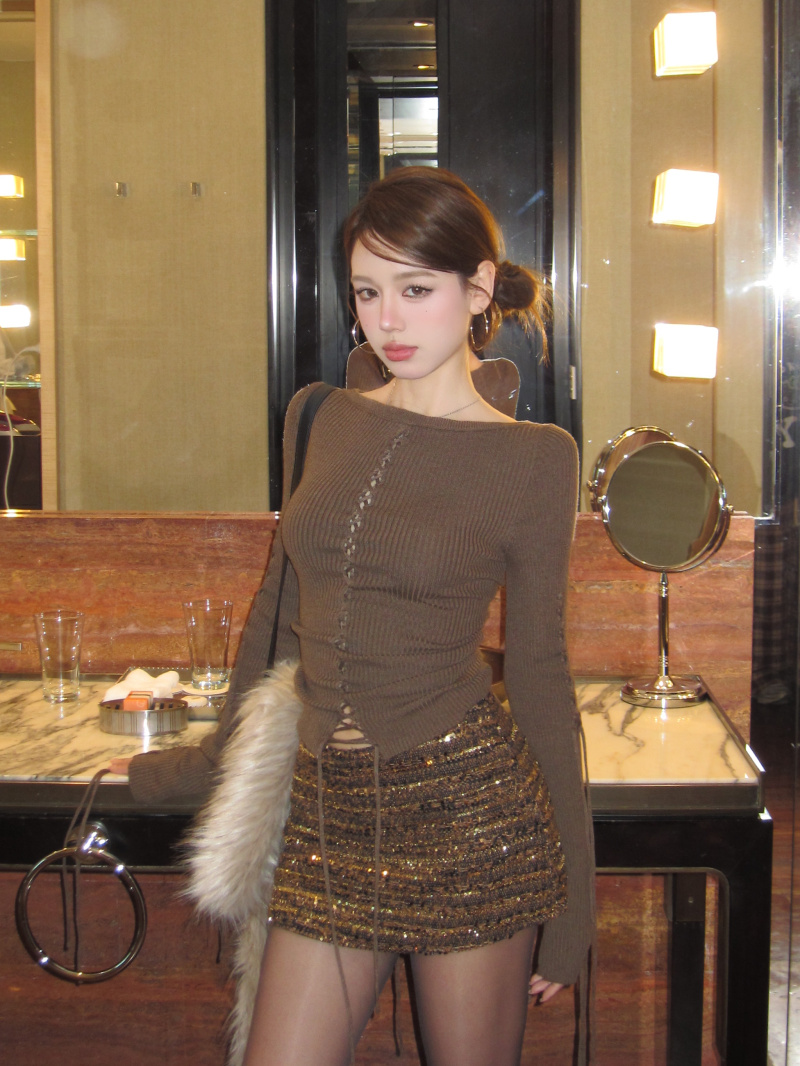 Actual shot of niche design reversible strappy sweater autumn and winter retro sequined skirt