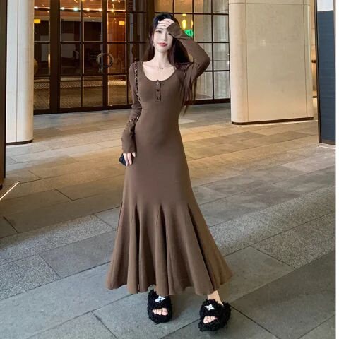 Design sense slimming long-sleeved brown dress women's autumn waist bag hip skirt fishtail skirt hot girl long skirt