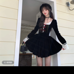Vietnamese and Korean Xiaoyu Rococo Girl French Black Velvet Dress Women's Autumn and Winter Lace Splicing Thousand Gold Ceremony Dress