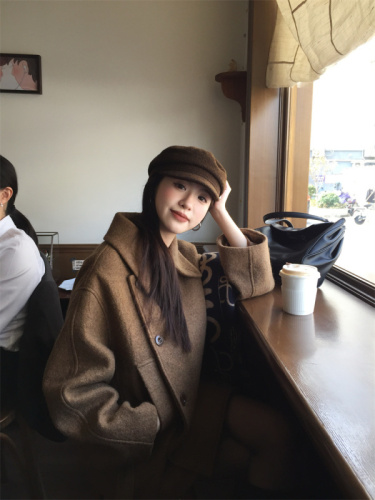 New style woolen coat, stand collar, short strappy woolen coat