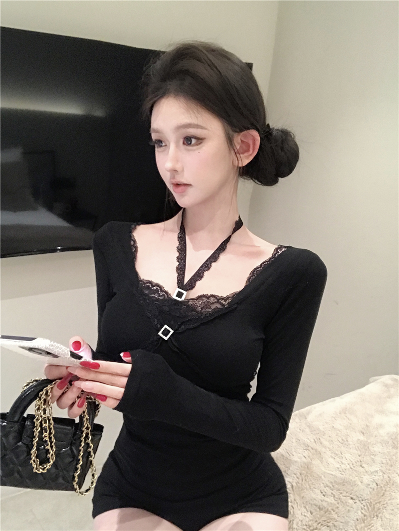 Actual shot of pure lust style autumn and winter gentle halterneck diamond button lace top worn inside and outside with a bottoming shirt