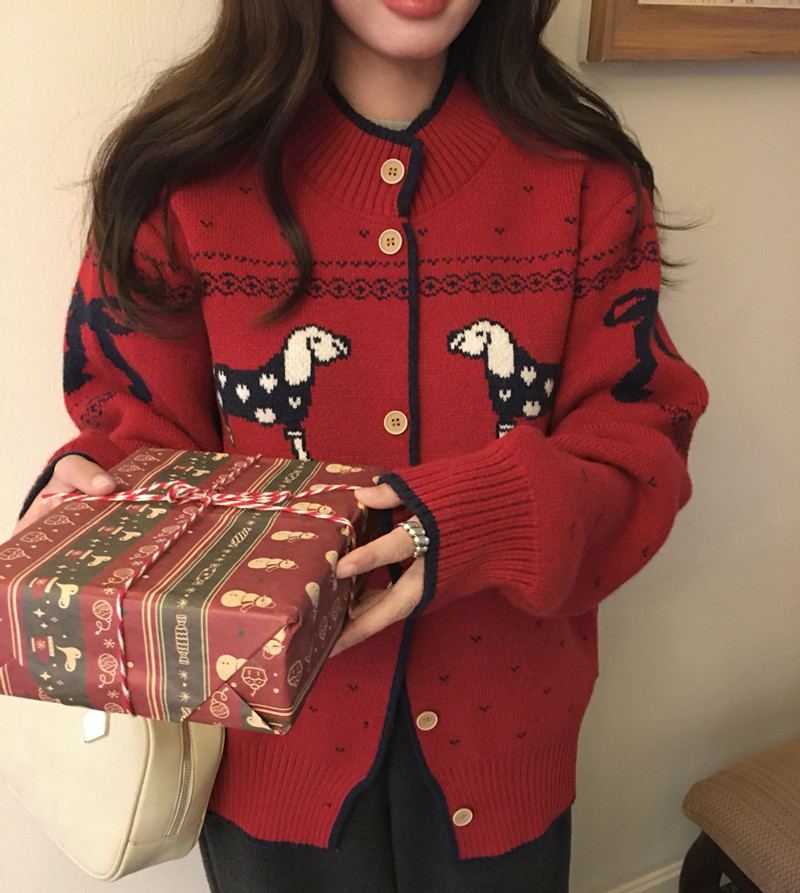 Actual shot New Year’s atmosphere ~ age-reducing fun dachshund soft waxy sweater single-breasted knitted cardigan jacket