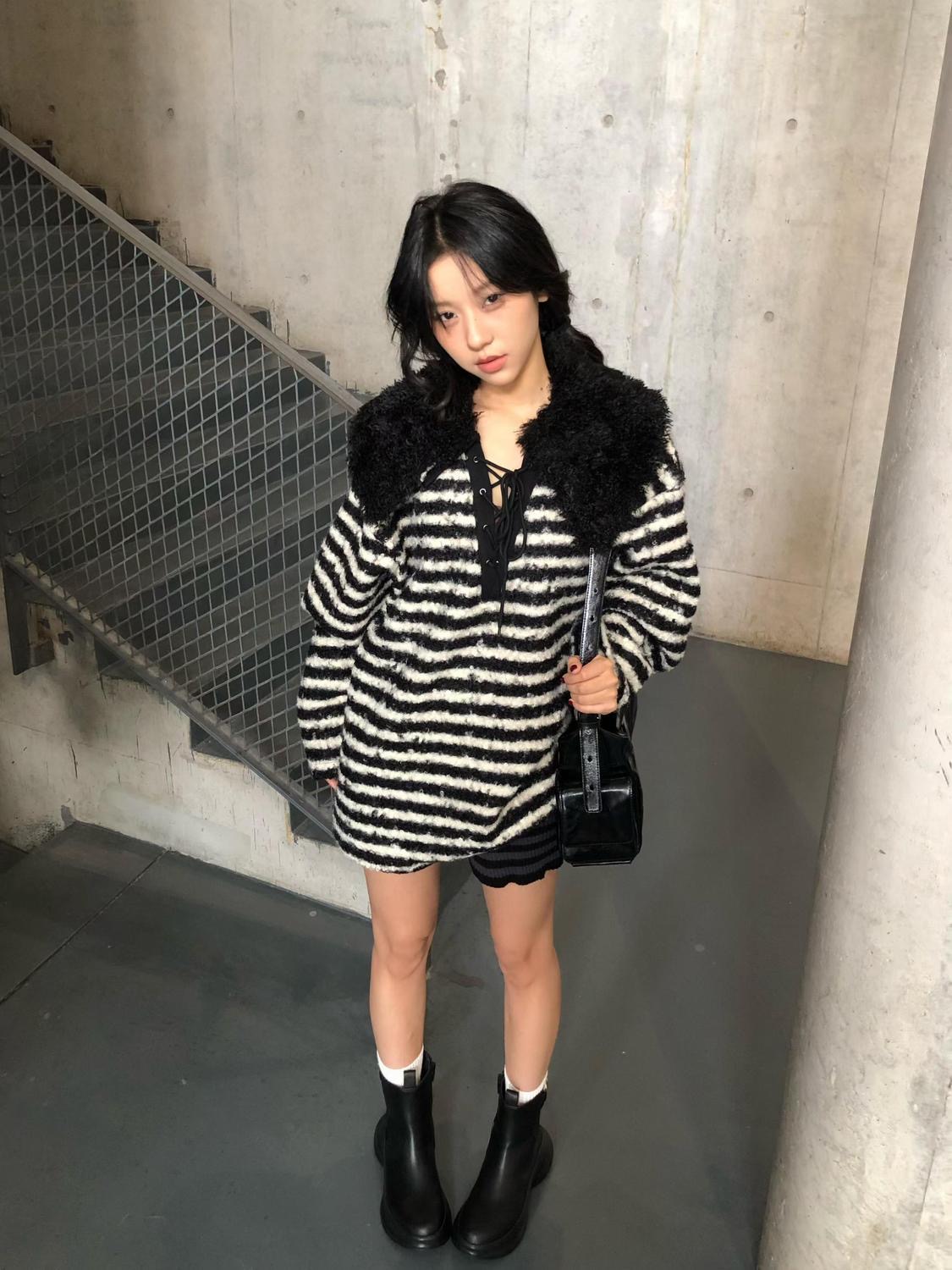 American retro striped lace-up wool sweater for women in autumn and winter loose lazy style pure lust sweater