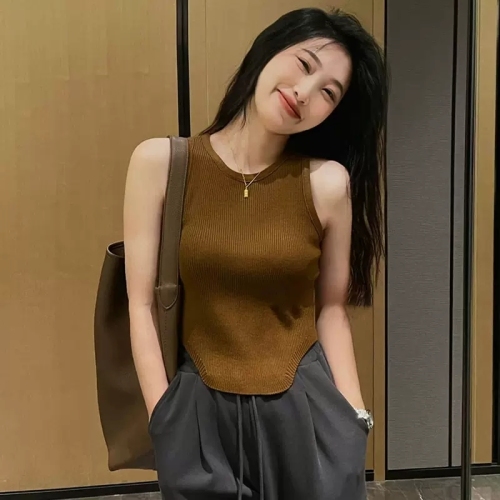 Summer thin hot girl short chic vest women's design niche ice silk knitted inner sleeveless top t-shirt
