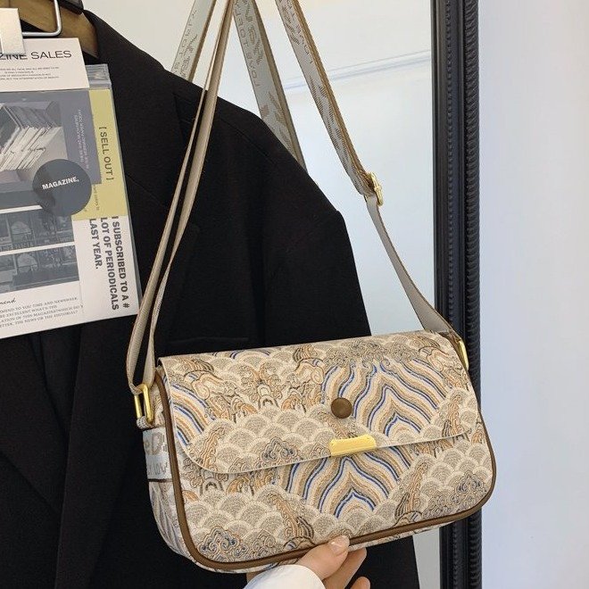 Bags for Women Niche 2024 New Shoulder Bags Beautiful Small Bags Personalized Western Fashion Casual Crossbody Small Square Bags