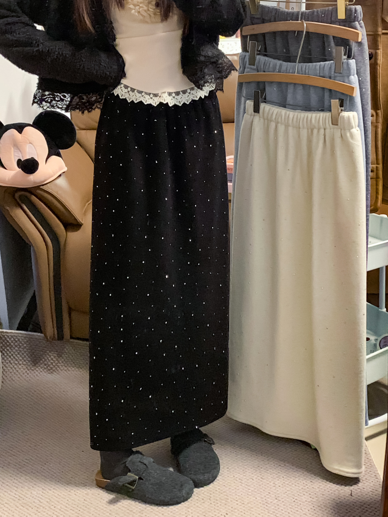 Actual shot of velvet and rhinestoned high-waisted skirt for women, mid-length 2024 winter versatile solid color A-line long skirt