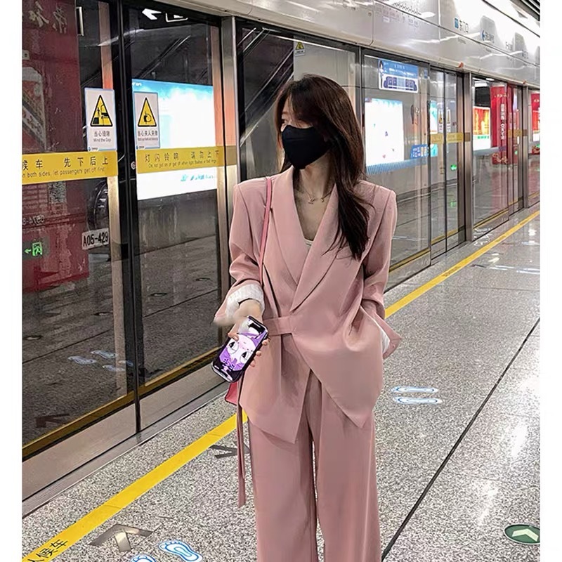 Spring and Autumn 2024 New Design Korean Style Strap Suit Suit Salt Style Dress Up Royal Sister High-end Two-piece Set