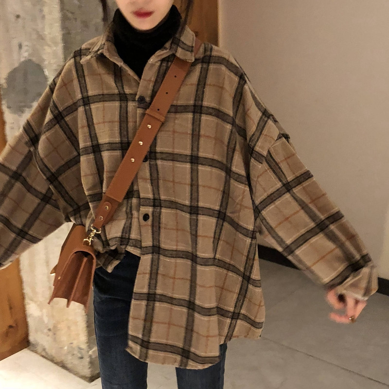 Long-sleeved plaid shirt for women, autumn and winter loose Korean style retro Hong Kong style design niche versatile shirt jacket trend