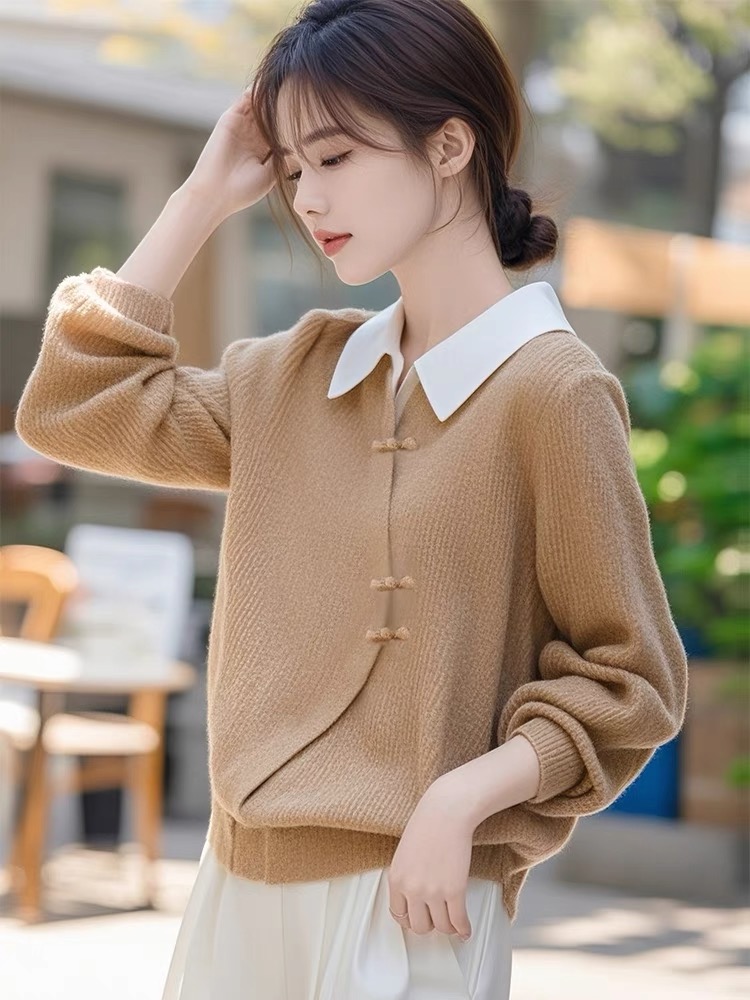 Khaki fake two-piece lapel sweater for women 2024 autumn and winter new style new Chinese style high-end wool sweater