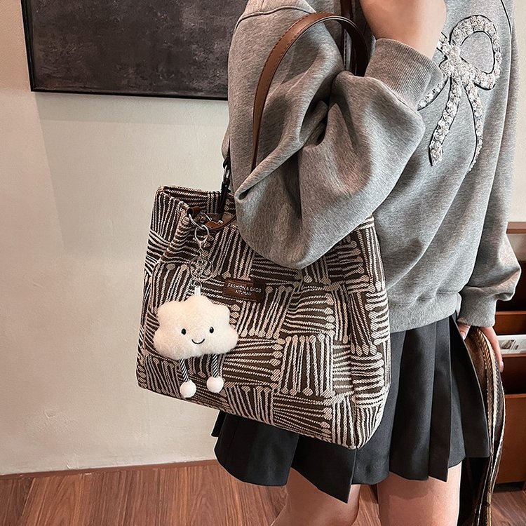 Canvas class commuter bag women's large capacity 2024 new casual autumn and winter versatile high-end shoulder tote bag