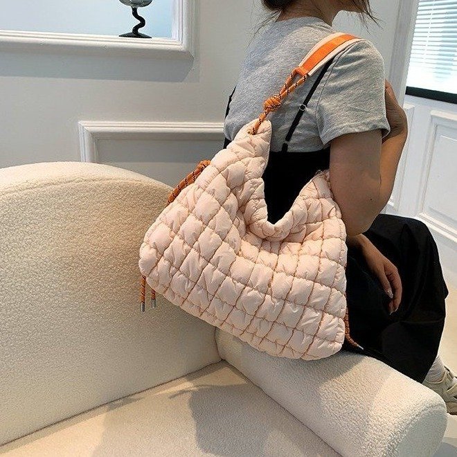 New Trendy Bubble Pleated Bag Women's Textured Underarm Tote Bag Niche Simple Versatile Shoulder Bag Foreign Trade
