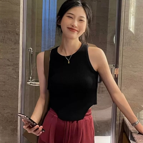 Summer thin hot girl short chic vest women's design niche ice silk knitted inner sleeveless top t-shirt