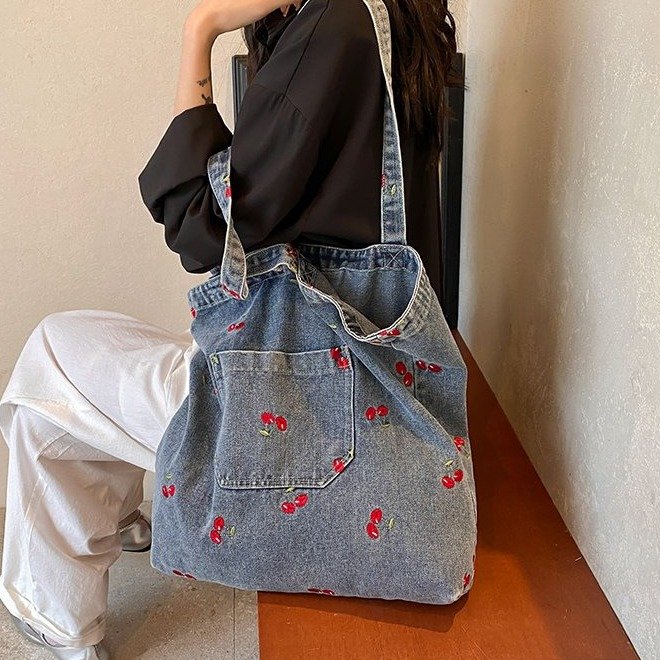 Original design Korean version ins washed denim fashion shoulder bag commuting simple versatile large capacity cloth bag
