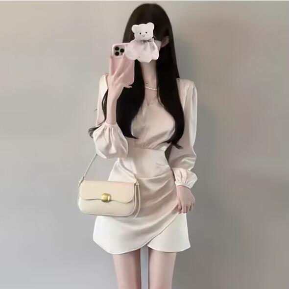 Autumn French platycodon, gentle style, small temperament, high-end sense, royal sister style waist slimming and beautiful dress