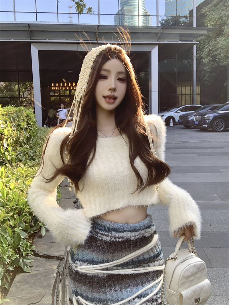 Actual shot ~ Berlin Love imitation mink knitted top long-sleeved short atmospheric blue elastic skirt two-piece set