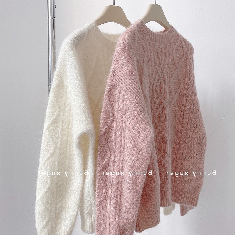 Retro Japanese style lazy design European lotus root pink thick twist raccoon velvet sweater autumn inner layering