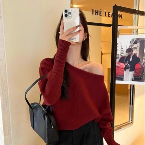 Lemon green tea gentle one-shoulder pullover sweater for women autumn and winter Korean style long-sleeved sweater